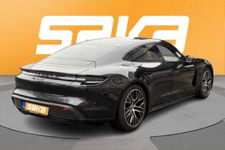 Porsche Taycan vaihtoauto