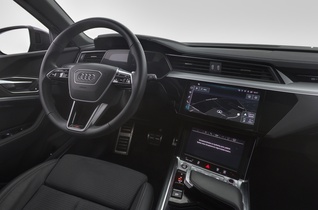 Audi Q8 e-tron vaihtoauto