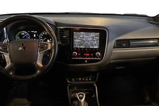 Mitsubishi Outlander PHEV vaihtoauto