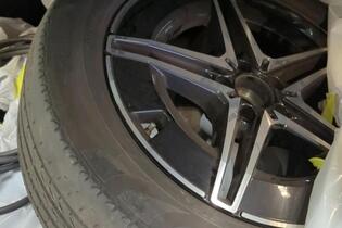 Mercedes-Benz EQC vaihtoauto