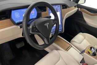 Tesla Model X vaihtoauto