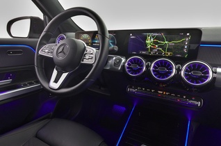 Mercedes-Benz EQB vaihtoauto