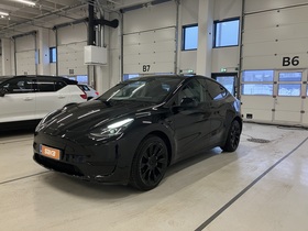 Tesla Model Y vaihtoauto