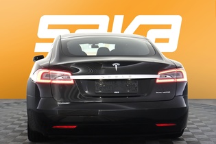 Tesla Model S vaihtoauto