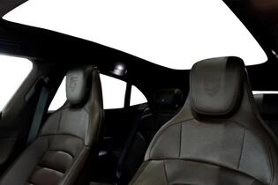 Porsche Taycan vaihtoauto