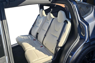 Tesla Model X vaihtoauto