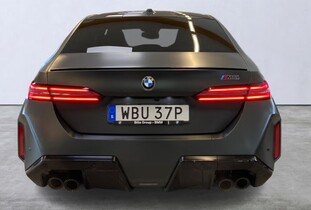BMW M5 vaihtoauto