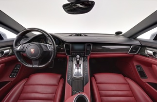 Porsche Panamera vaihtoauto