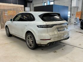 Porsche Cayenne vaihtoauto