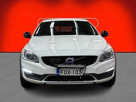 Volvo V60 Cross Country vaihtoauto