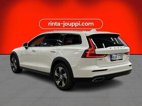 Volvo V60 Cross Country vaihtoauto