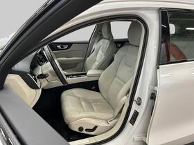 Volvo V60 Cross Country vaihtoauto