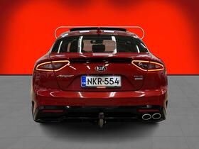 Kia Stinger vaihtoauto