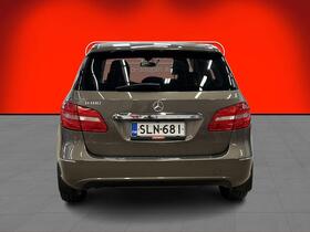 Mercedes-Benz B vaihtoauto