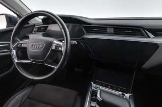 Audi e-tron vaihtoauto