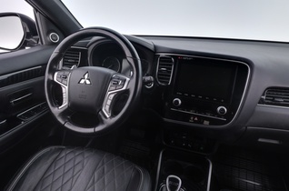 Mitsubishi Outlander vaihtoauto
