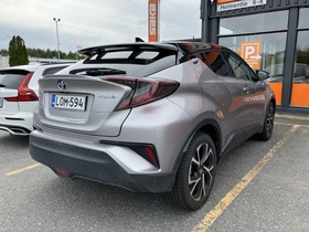 Toyota C-HR vaihtoauto