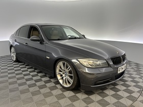 BMW 330 vaihtoauto