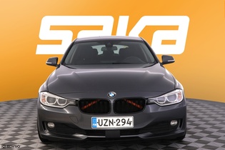 BMW 320 vaihtoauto