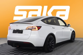 Tesla Model Y vaihtoauto