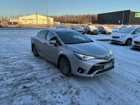 Toyota Avensis vaihtoauto