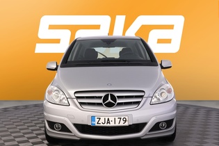 Mercedes-Benz B vaihtoauto