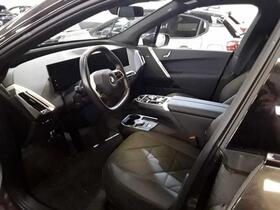 BMW iX vaihtoauto