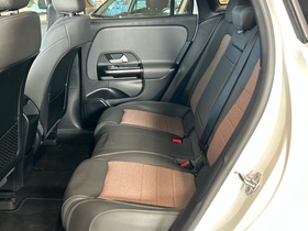 Mercedes-Benz EQA vaihtoauto