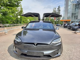 Tesla Model X vaihtoauto
