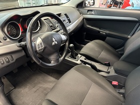 Mitsubishi Lancer vaihtoauto