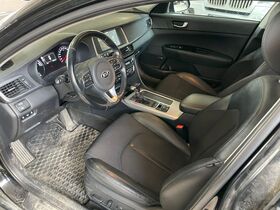 Kia Optima vaihtoauto