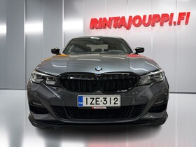 BMW 330 vaihtoauto
