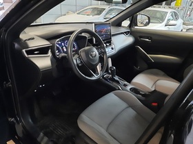 Toyota Corolla Cross vaihtoauto