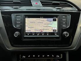 Volkswagen Touran vaihtoauto