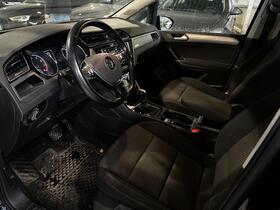 Volkswagen Touran vaihtoauto