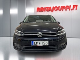 Volkswagen Touran vaihtoauto