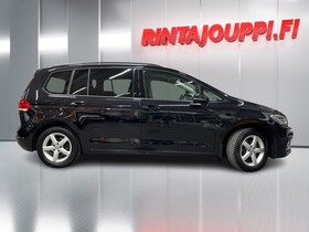 Volkswagen Touran vaihtoauto