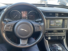 Jaguar XF vaihtoauto