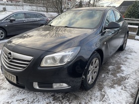 Opel Insignia vaihtoauto