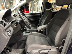 Volkswagen Touran vaihtoauto