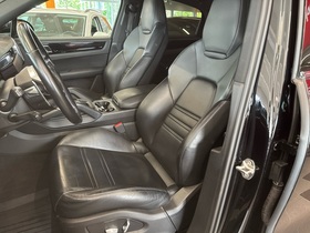 Porsche Cayenne vaihtoauto