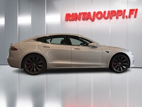 Tesla Model S vaihtoauto