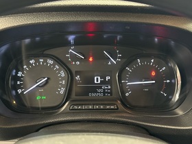 Opel Vivaro vaihtoauto