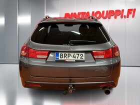 Honda Accord vaihtoauto