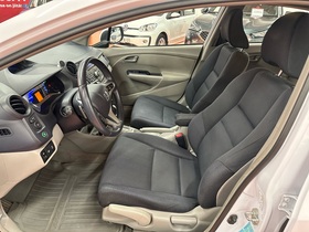 Honda Insight vaihtoauto