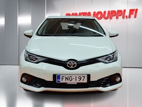 Toyota Auris vaihtoauto
