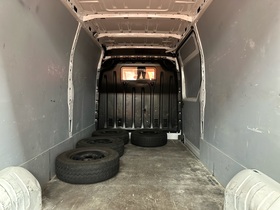 Nissan NV400 vaihtoauto