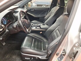 Lexus IS vaihtoauto