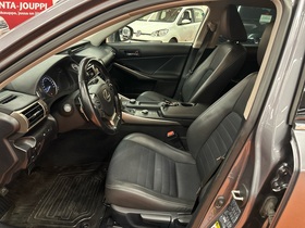 Lexus IS vaihtoauto