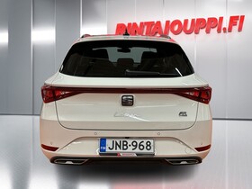 SEAT Leon Sportstourer vaihtoauto